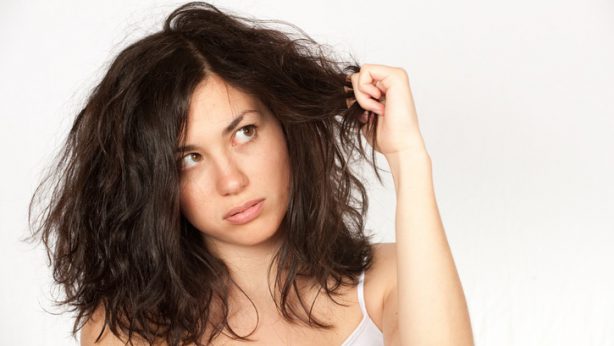 Cabelo embaraçado – sabiam que estavam a pentear incorretamente?